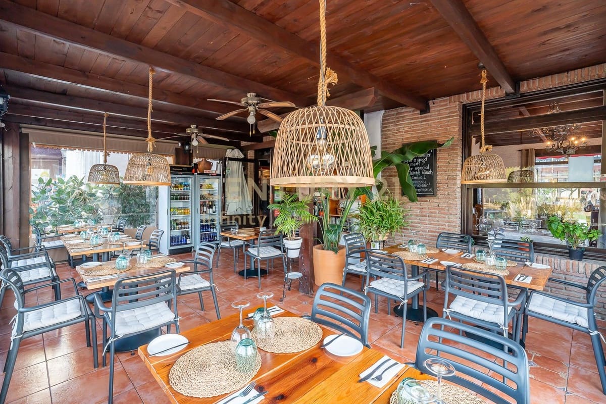 Bar/Restaurante en Mijas Costa en venta con garaje - 800.000 € (Ref: 9510134)