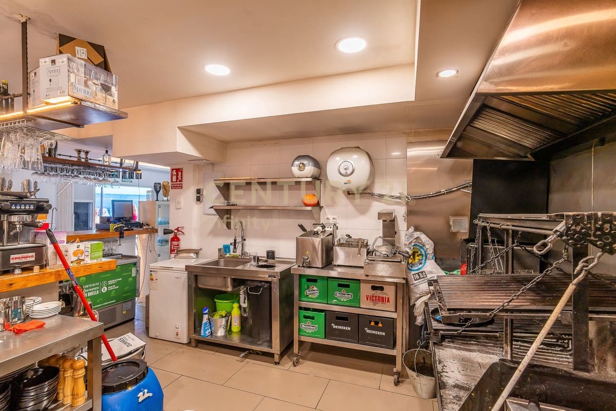 Bar/Restaurante en Fuengirola en venta - 47.000 € (Ref: 9512026)