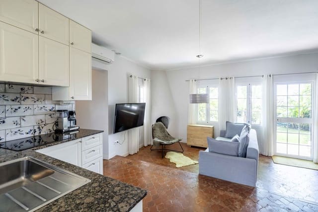 6 soveværelse Villa til salg i Fuengirola med swimmingpool garage - € 1.195.000 (Ref: 9598520)