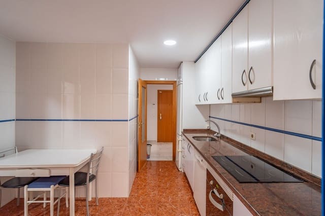 3 slaapkamer Appartement te koop in Estepona met zwembad garage - € 389.000 (Ref: 9602317)