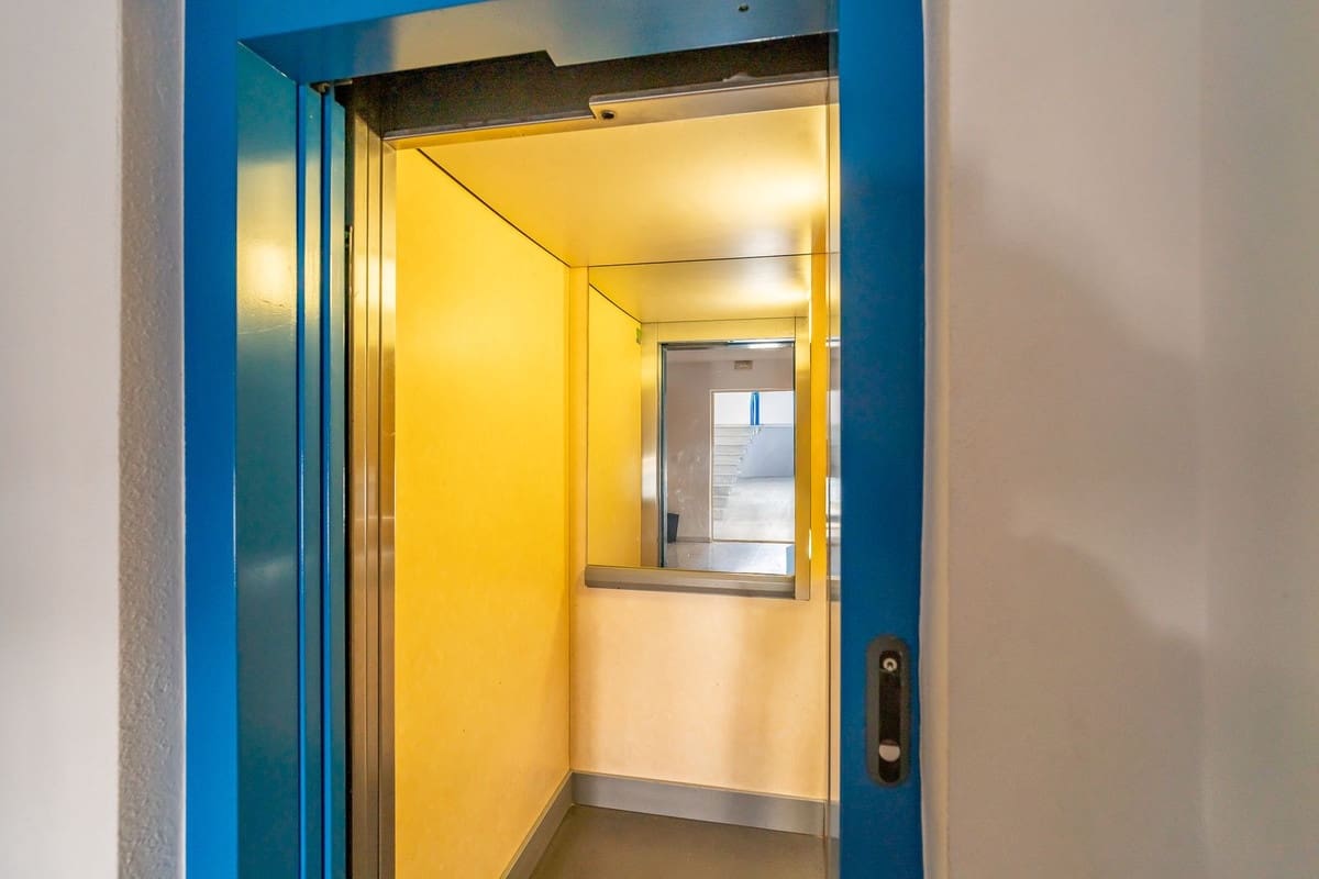 3 slaapkamer Appartement te koop in Estepona met zwembad garage - € 389.000 (Ref: 9602317)