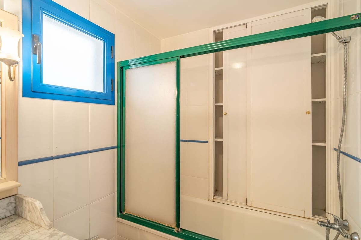 3 slaapkamer Appartement te koop in Estepona met zwembad garage - € 389.000 (Ref: 9602317)