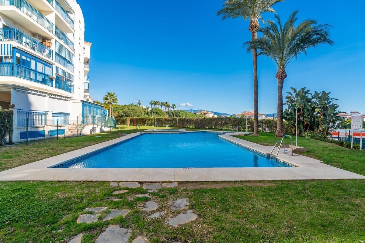 3 slaapkamer Appartement te koop in Estepona met zwembad garage - € 389.000 (Ref: 9602317)