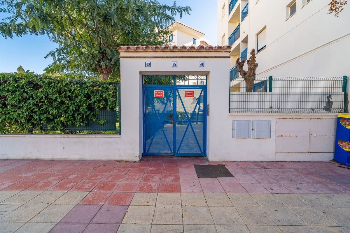 3 slaapkamer Appartement te koop in Estepona met zwembad garage - € 389.000 (Ref: 9602317)