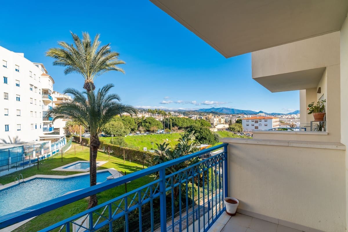 3 slaapkamer Appartement te koop in Estepona met zwembad garage - € 379.000 (Ref: 9602317)