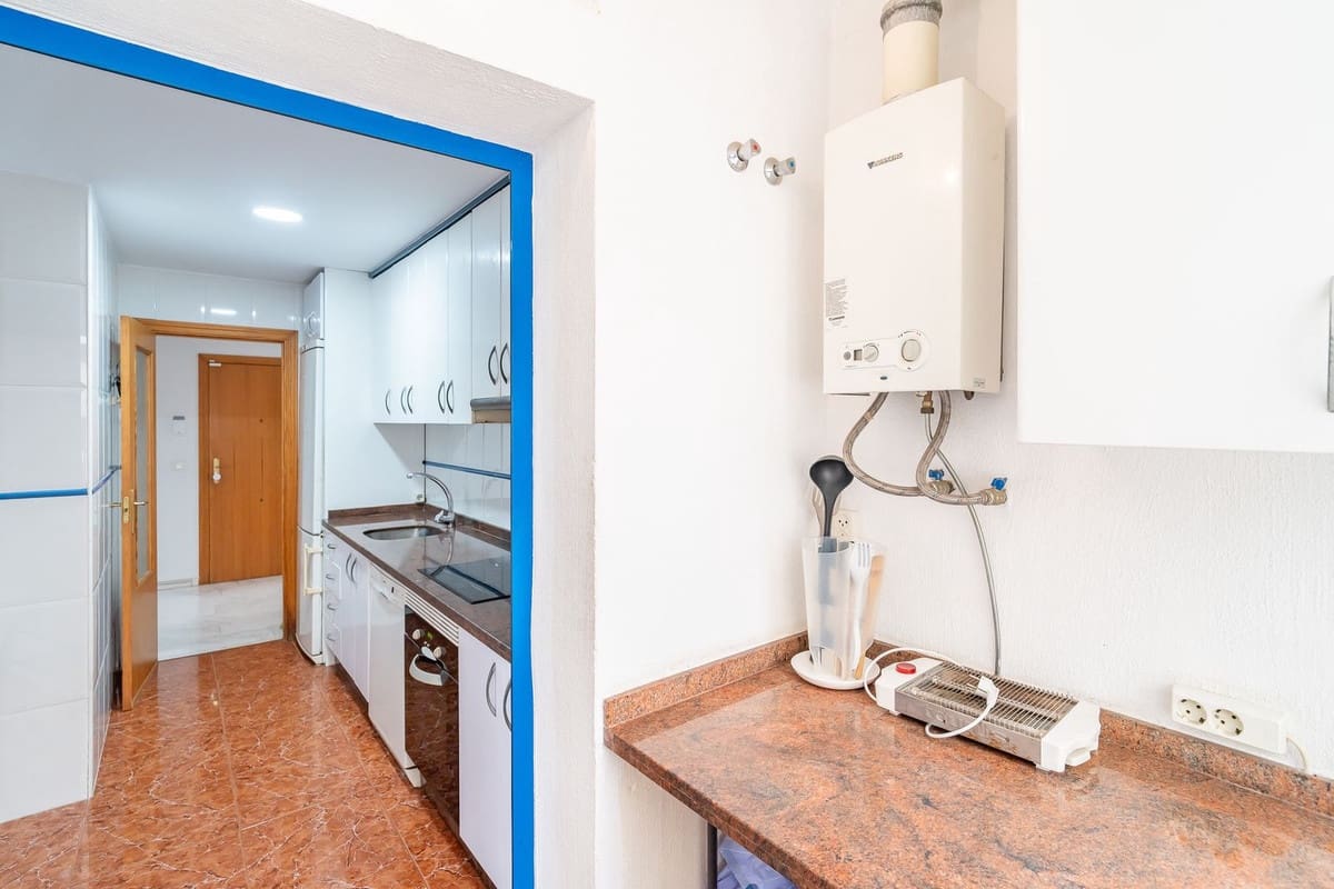 3 slaapkamer Appartement te koop in Estepona met zwembad garage - € 379.000 (Ref: 9602317)