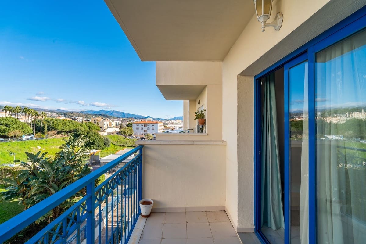 3 slaapkamer Appartement te koop in Estepona met zwembad garage - € 379.000 (Ref: 9602317)