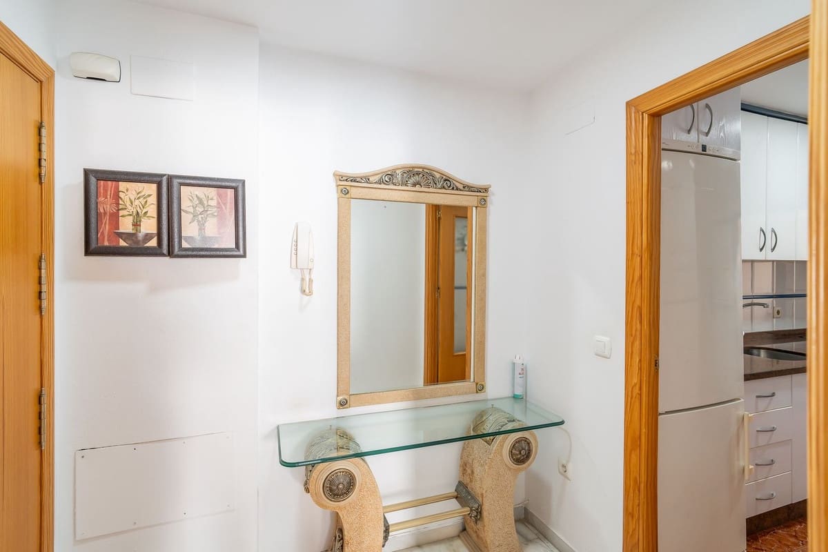 3 slaapkamer Appartement te koop in Estepona met zwembad garage - € 379.000 (Ref: 9602317)