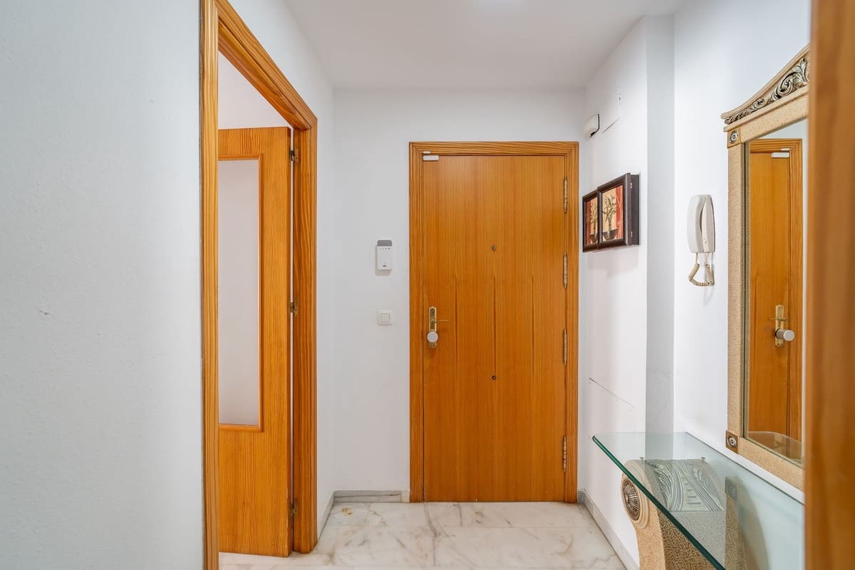 3 slaapkamer Appartement te koop in Estepona met zwembad garage - € 379.000 (Ref: 9602317)