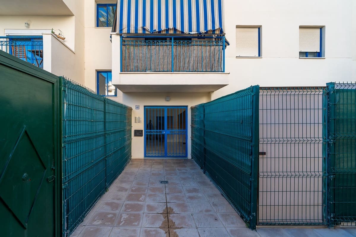3 slaapkamer Appartement te koop in Estepona met zwembad garage - € 379.000 (Ref: 9602317)