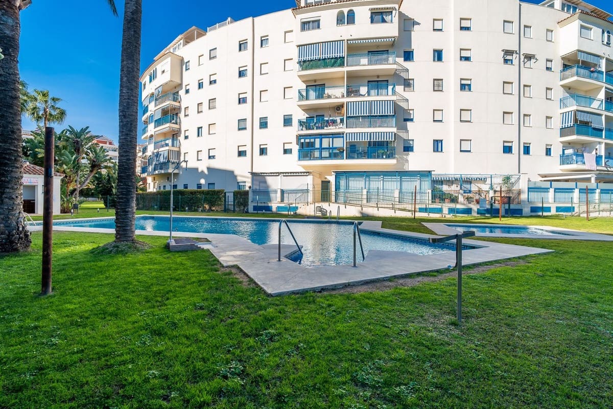 3 slaapkamer Appartement te koop in Estepona met zwembad garage - € 379.000 (Ref: 9602317)