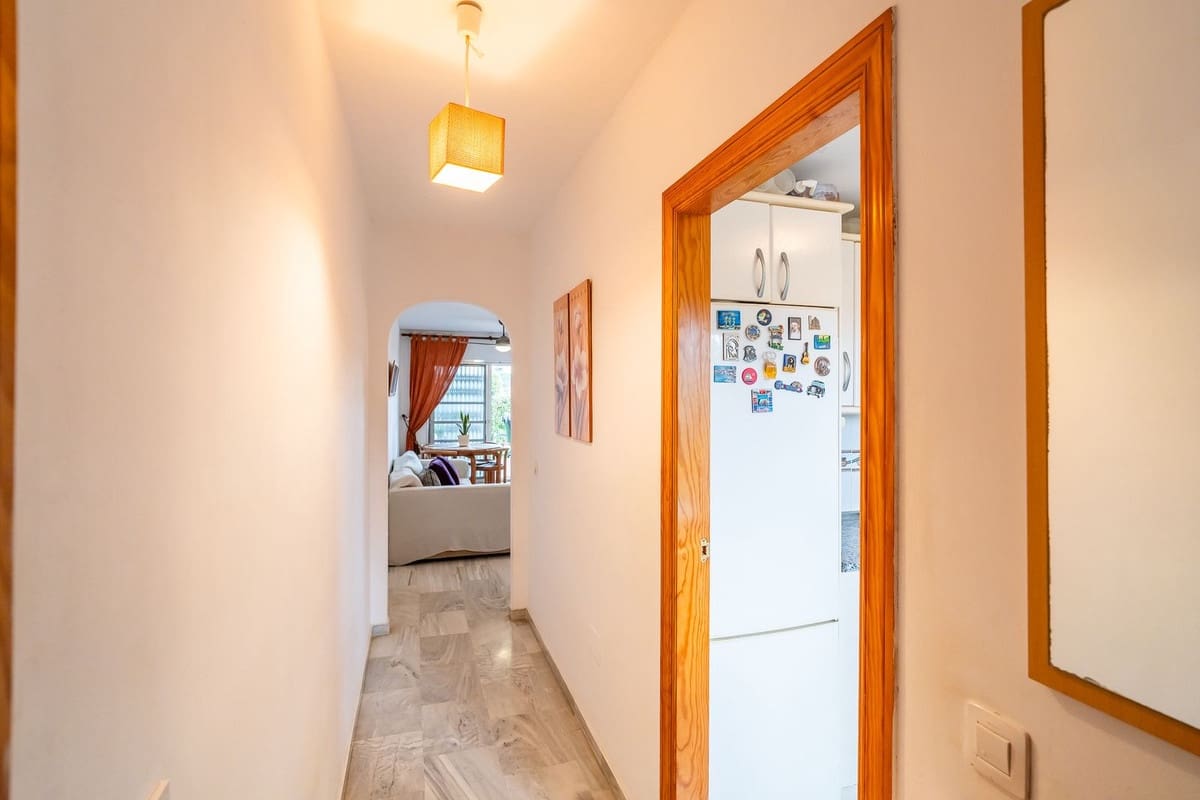 2 soverom Leilighet til salgs i Mijas med svømmebasseng garasje - € 345 000 (Ref: 9610351)