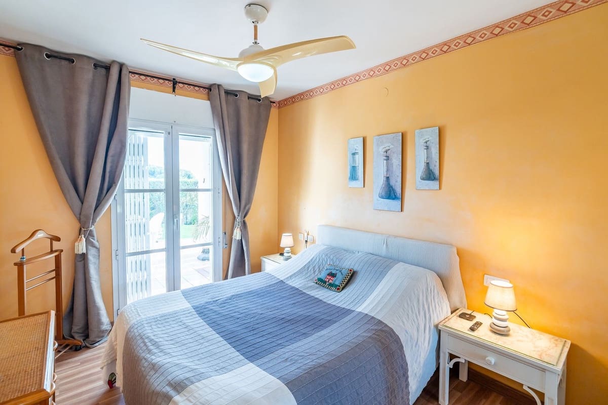 2 soverom Leilighet til salgs i Mijas med svømmebasseng garasje - € 345 000 (Ref: 9610351)