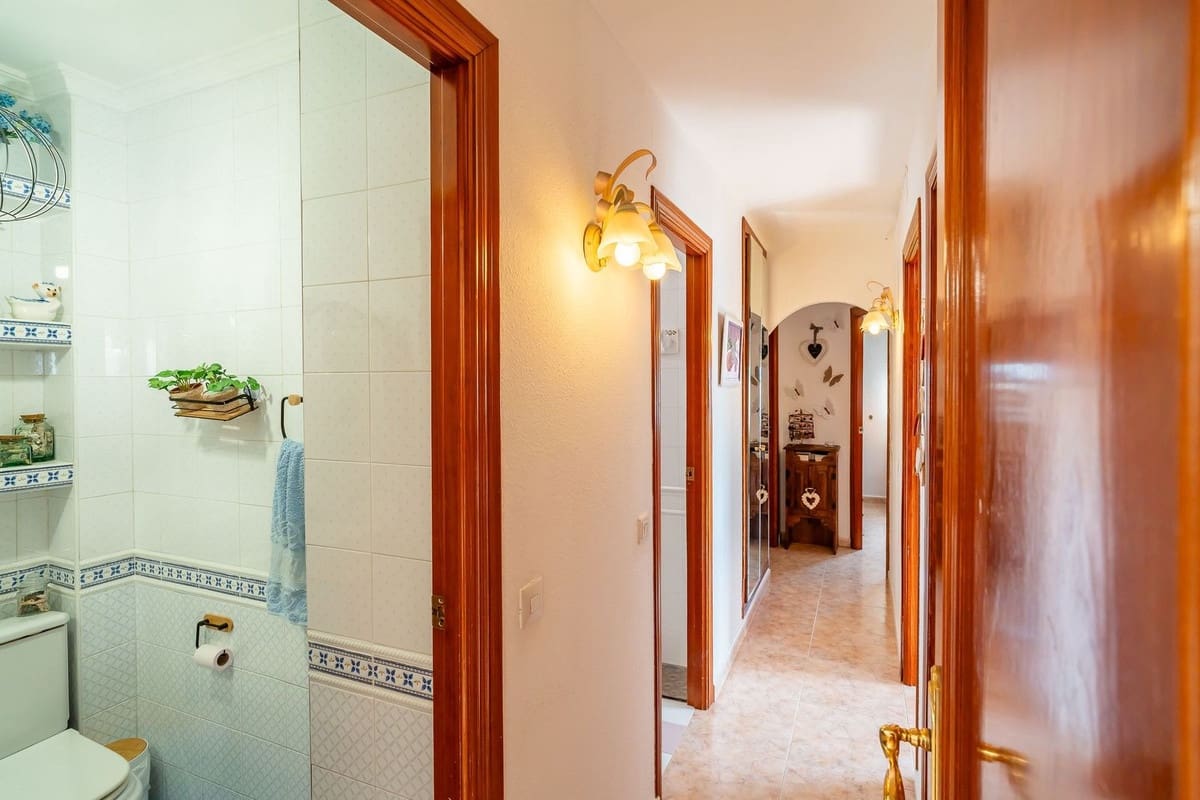 Apartamento de 4 habitaciones en Fuengirola en venta con garaje - 382.000 € (Ref: 9626099)