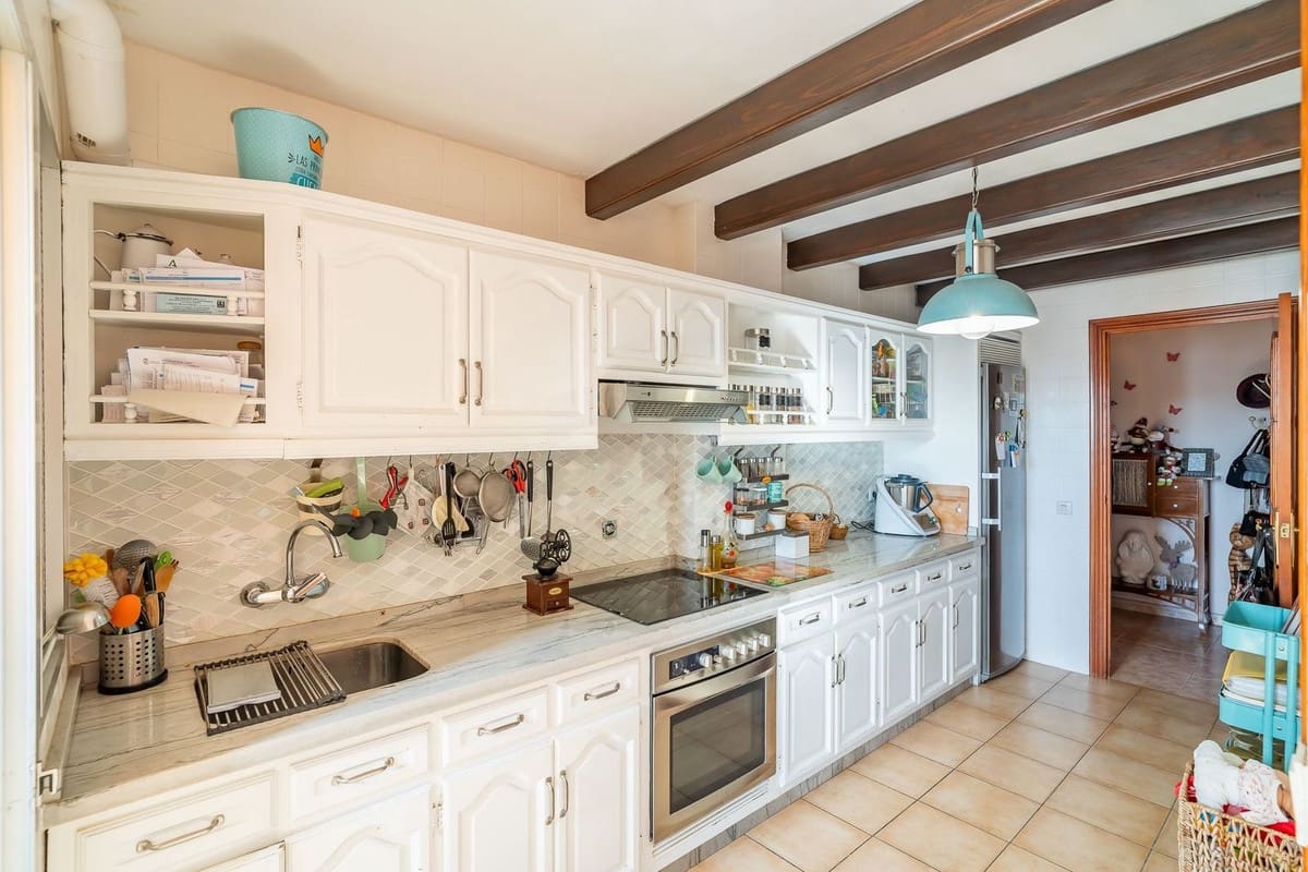 Apartamento de 4 habitaciones en Fuengirola en venta con garaje - 382.000 € (Ref: 9626099)