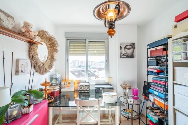 Apartamento de 4 habitaciones en Fuengirola en venta con garaje - 382.000 € (Ref: 9626099)