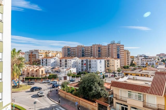 4 soveværelse Lejlighed til salg i Fuengirola med garage - € 382.000 (Ref: 9626099)