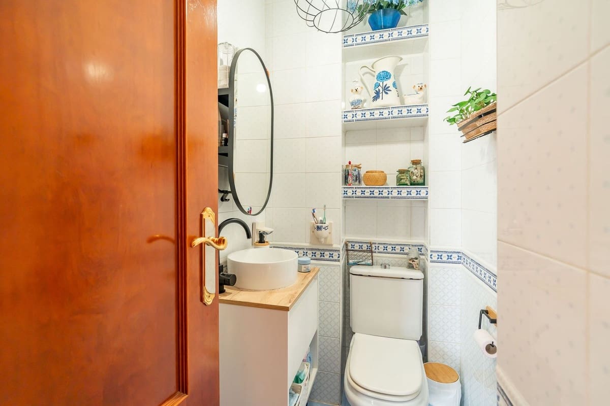 4 bedroom Apartment for sale in Fuengirola with garage - € 382,000 (Ref: 9626099)