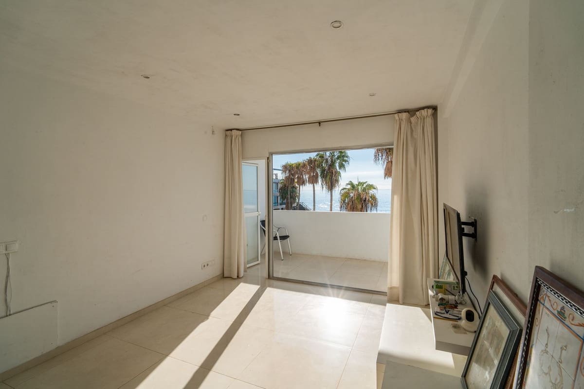 1 slaapkamer Appartement te koop in Benalmadena Costa met zwembad - € 320.000 (Ref: 9628163)