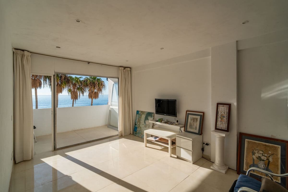 1 slaapkamer Appartement te koop in Benalmadena Costa met zwembad - € 320.000 (Ref: 9628163)