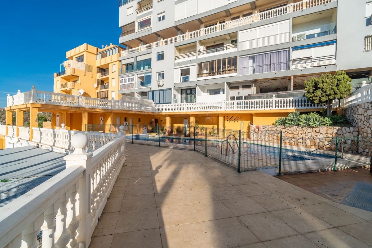 1 slaapkamer Appartement te koop in Benalmadena Costa met zwembad - € 320.000 (Ref: 9628163)