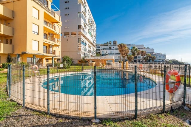1 slaapkamer Appartement te koop in Benalmadena Costa, Benalmádena met zwembad - € 320.000 (Ref: 9628163)