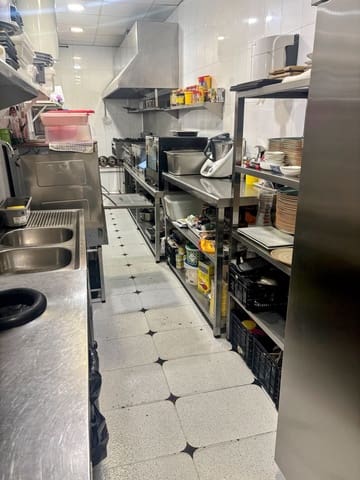 Restaurante/Bar para venda em Fuengirola - 185 000 € (Ref: 9639758)