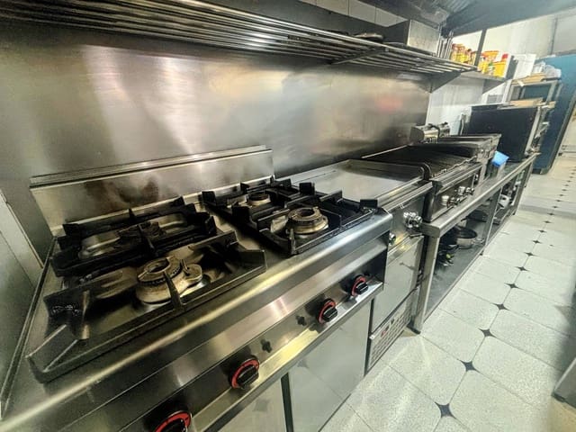 Restaurante/Bar para venda em Fuengirola - 185 000 € (Ref: 9639758)