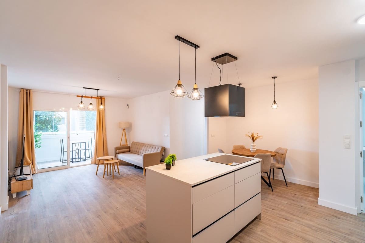 3 soveværelse Lejlighed til salg i Fuengirola med swimmingpool - € 369.900 (Ref: 9646380)