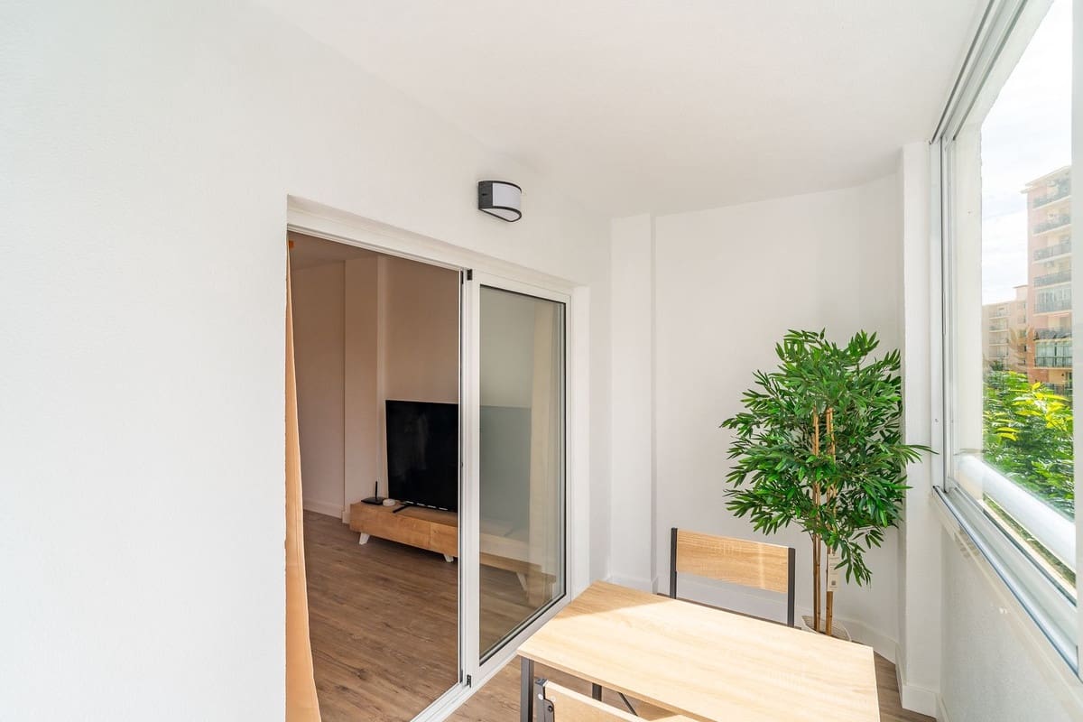 3 soveværelse Lejlighed til salg i Fuengirola med swimmingpool - € 369.900 (Ref: 9646380)