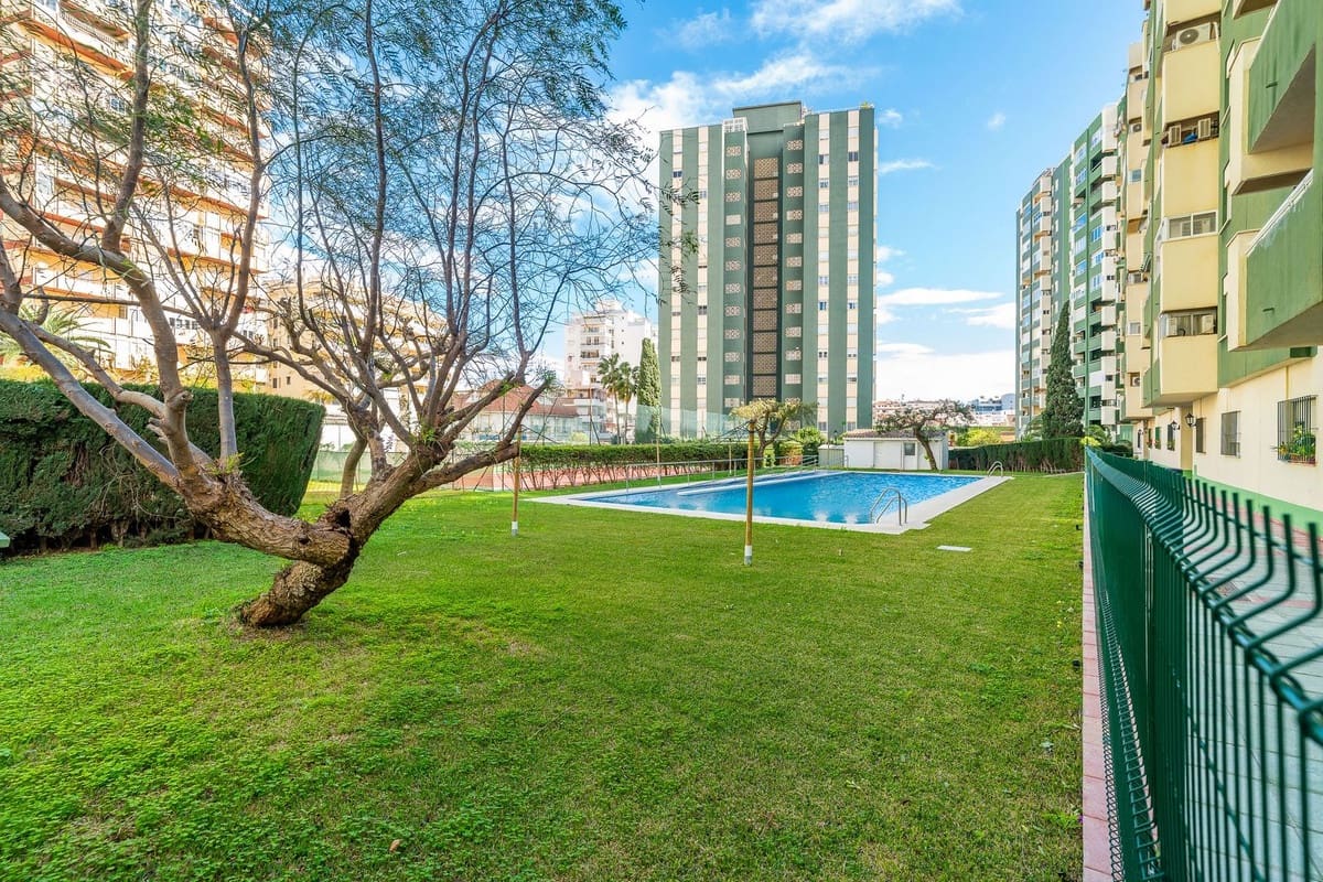 3 soveværelse Lejlighed til salg i Fuengirola med swimmingpool - € 369.900 (Ref: 9646380)