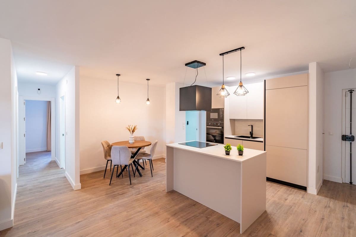 3 Zimmer Apartment zu verkaufen in Fuengirola mit Pool - 365.000 € (Ref: 9646380)