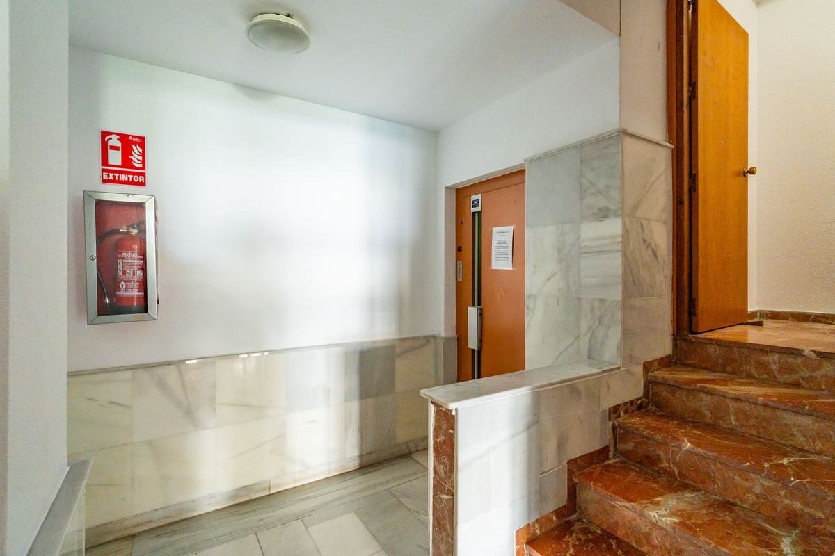 3 Zimmer Apartment zu verkaufen in Fuengirola mit Pool - 365.000 € (Ref: 9646380)