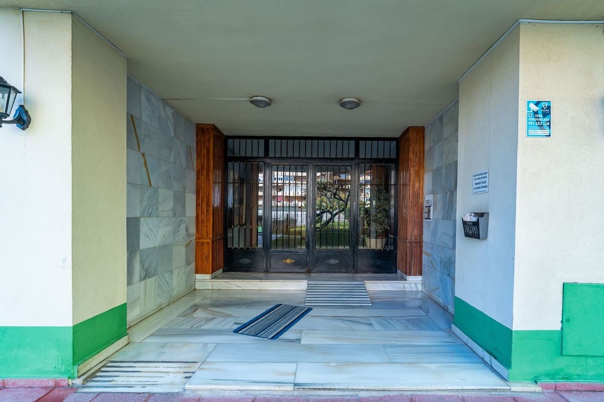 3 Zimmer Apartment zu verkaufen in Fuengirola mit Pool - 365.000 € (Ref: 9646380)