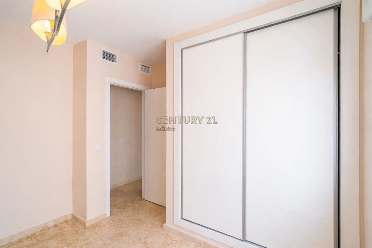 2 quarto Apartamento para venda em Fuengirola com piscina garagem - 290 000 € (Ref: 9646381)