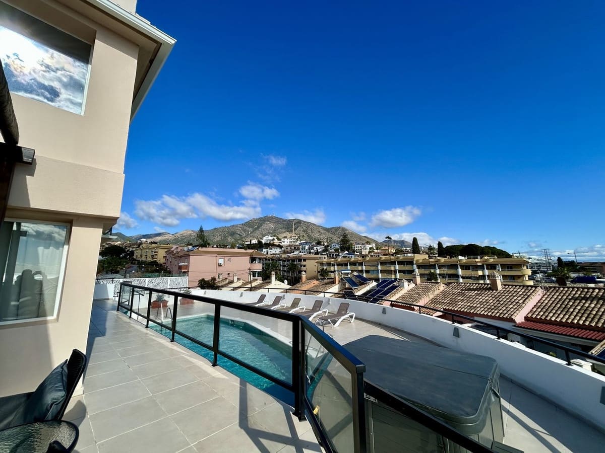 6 bedroom Villa for sale in Fuengirola with pool garage - € 1,275,000 (Ref: 9665526)