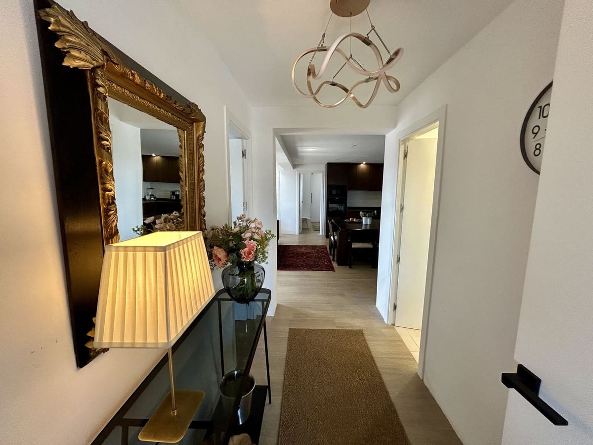 6 bedroom Villa for sale in Fuengirola with pool garage - € 1,275,000 (Ref: 9665526)