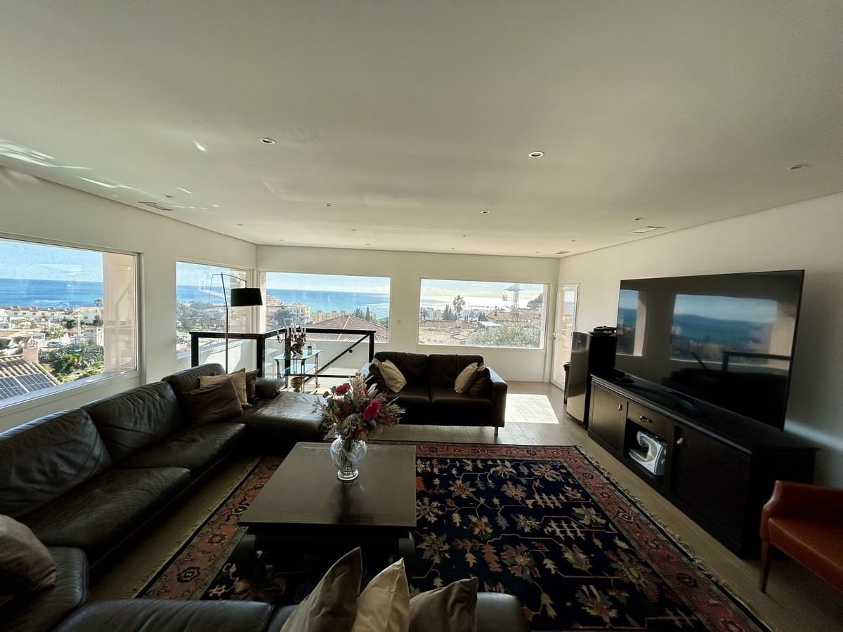 6 bedroom Villa for sale in Fuengirola with pool garage - € 1,275,000 (Ref: 9665526)