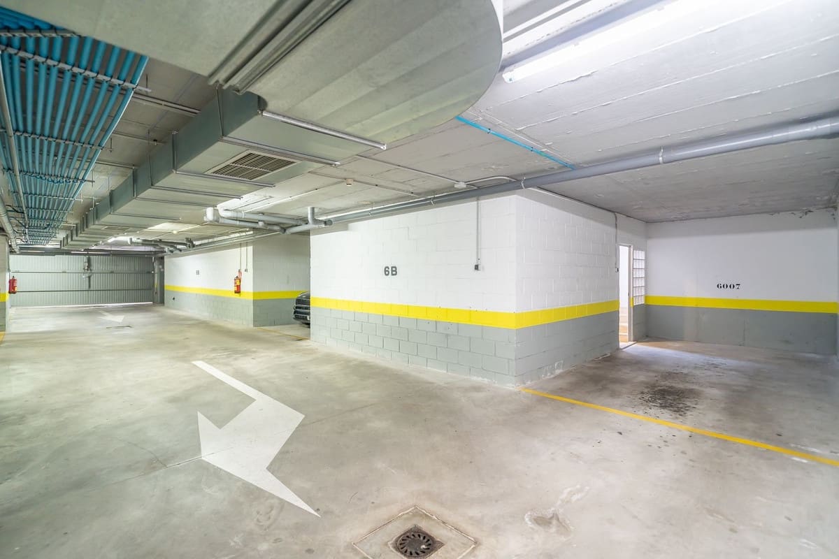 3 bedroom Apartment for sale in La Cala de Mijas with pool garage - € 397,000 (Ref: 9684333)