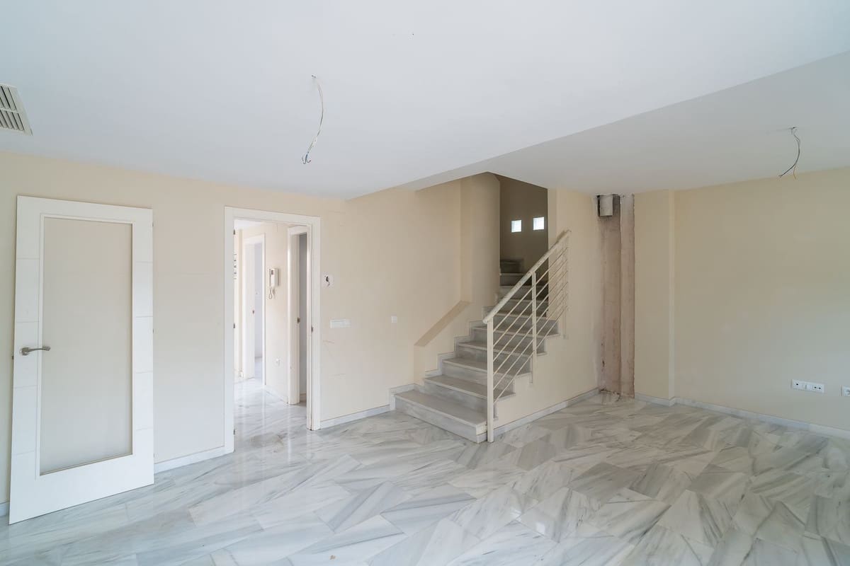 4 Zimmer Haus zu verkaufen in Calahonda mit Pool Garage - 699.000 € (Ref: 9685585)