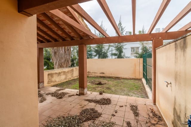 4 makuuhuone Omakotitalo myytävänä paikassa Calahonda, Mijas mukana uima-altaan 
autotalli - 639 000 € (Ref: 9685586)