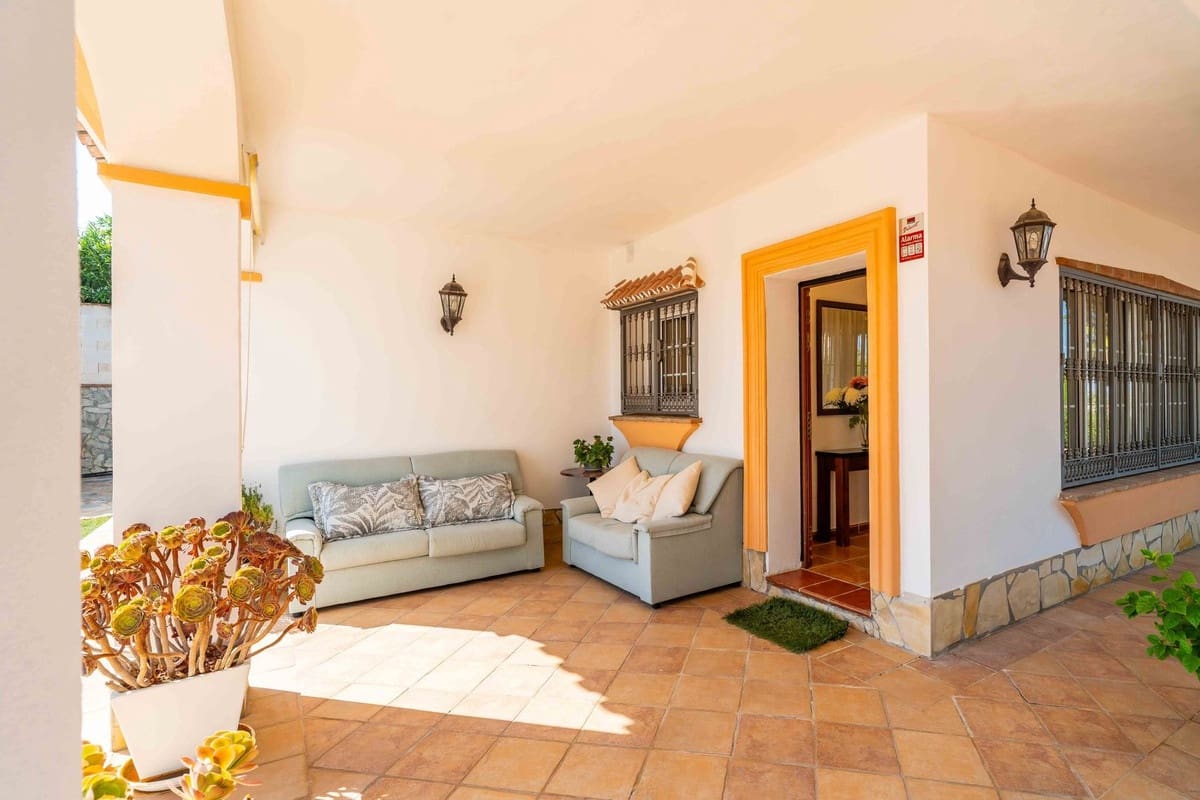 4 sypialnia Willa na sprzedaż w Alhaurin el Grande z basenem garażem - 549 000 € (Ref: 9685796)