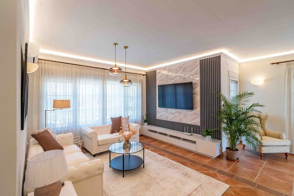 4 sypialnia Willa na sprzedaż w Alhaurin el Grande z basenem garażem - 549 000 € (Ref: 9685796)