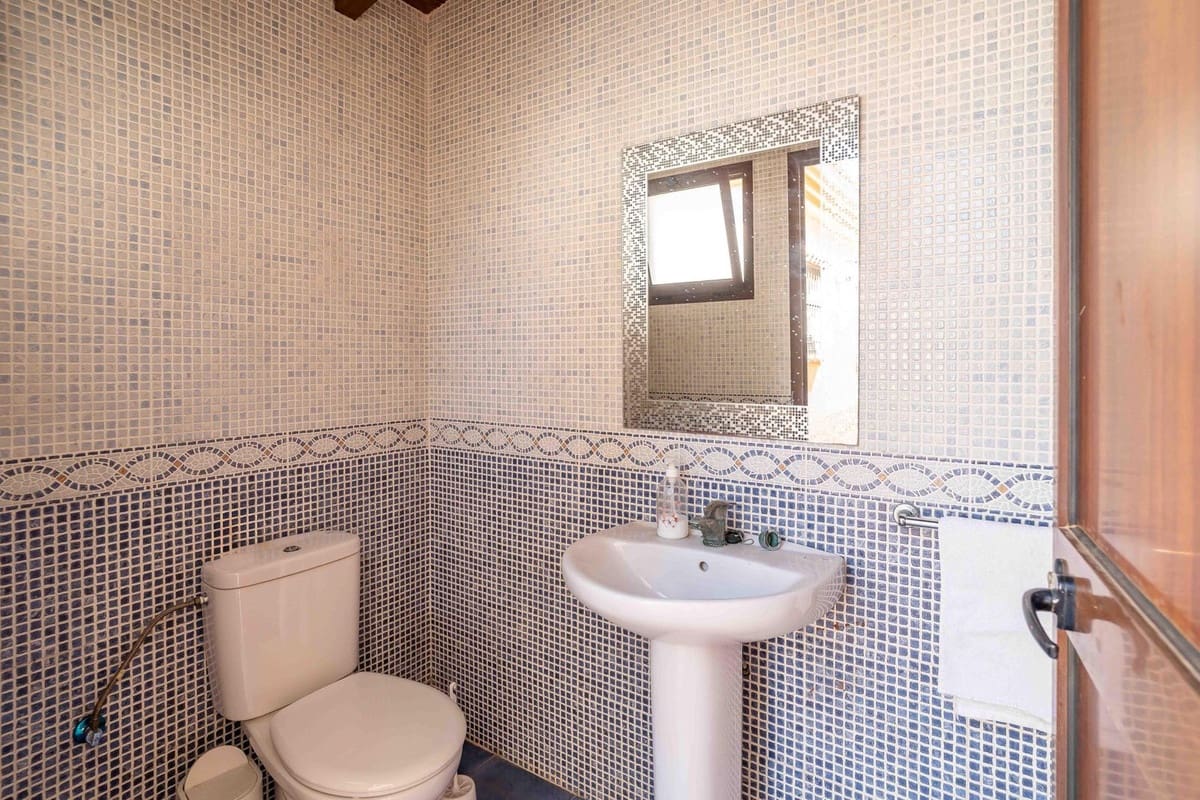 4 sypialnia Willa na sprzedaż w Alhaurin el Grande z basenem garażem - 549 000 € (Ref: 9685796)