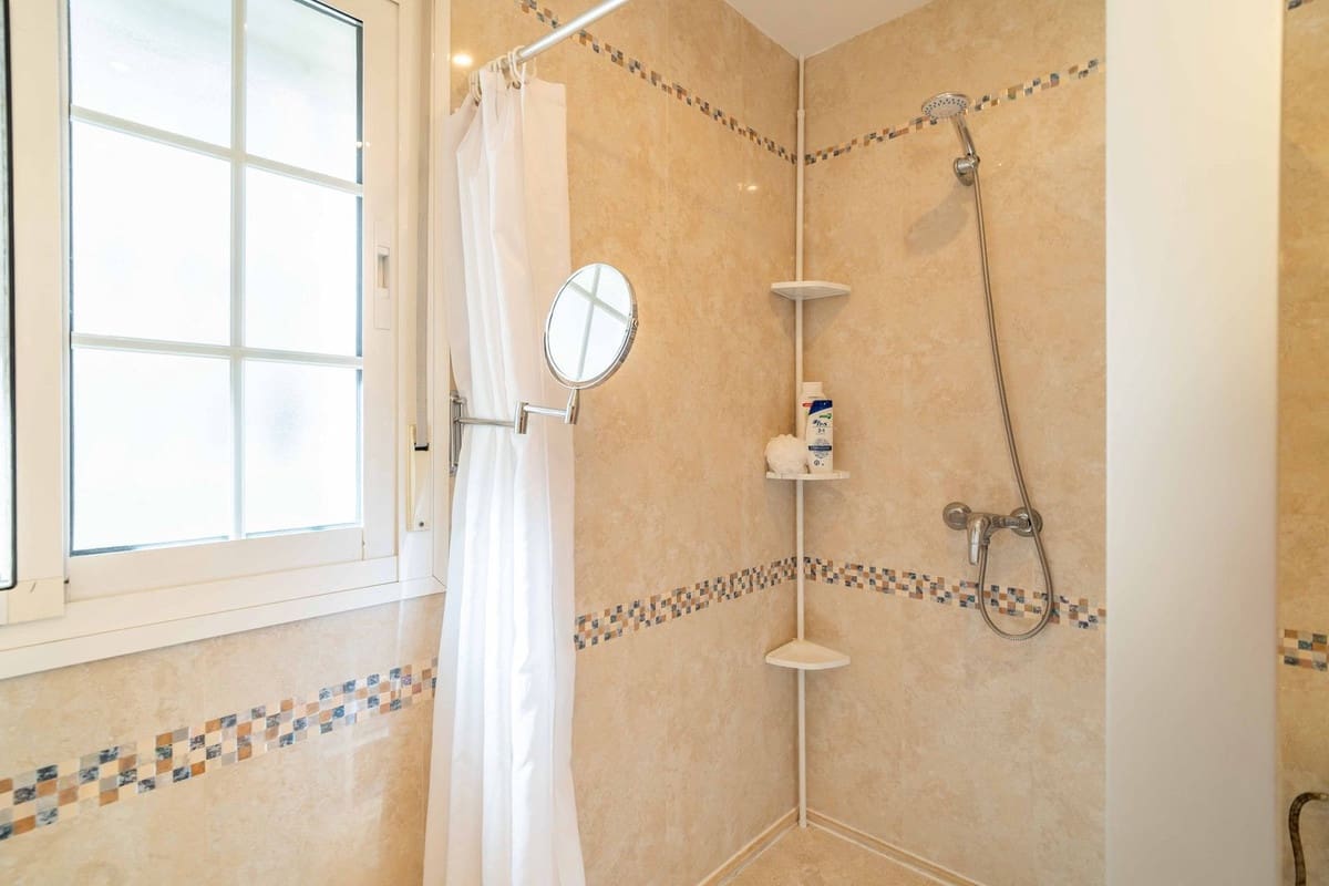 4 sypialnia Willa na sprzedaż w Alhaurin el Grande z basenem garażem - 549 000 € (Ref: 9685796)