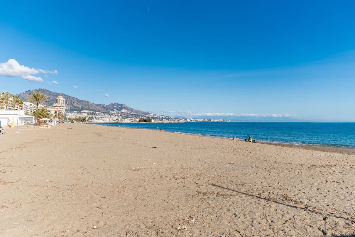 1 Zimmer Apartment zu verkaufen in Fuengirola mit Garage - 322.500 € (Ref: 9685797)