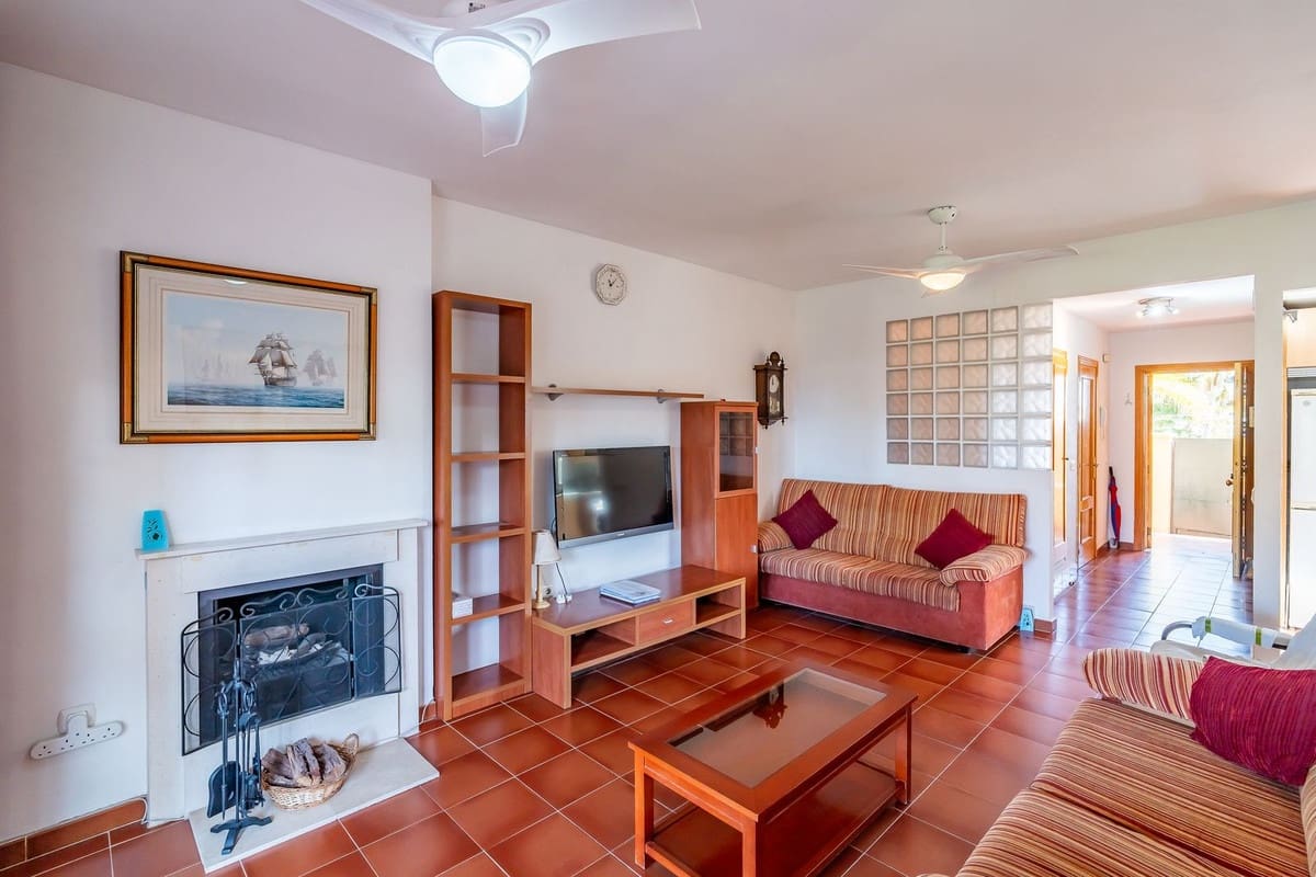 Pareado de 4 habitaciones en Riviera del Sol en venta con piscina - 498.000 € (Ref: 9700085)