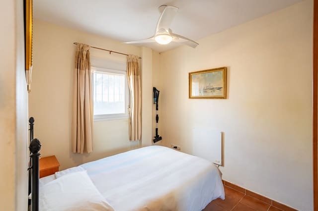 Pareado de 4 habitaciones en Riviera del Sol, Mijas en venta con piscina - 498.000 € (Ref: 9700085)