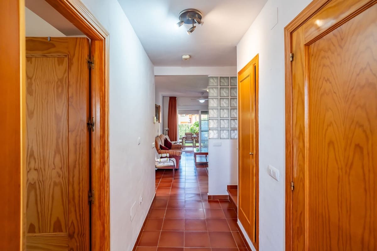 Pareado de 4 habitaciones en Riviera del Sol en venta con piscina - 498.000 € (Ref: 9700085)