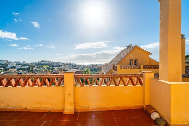 Pareado de 4 habitaciones en Riviera del Sol, Mijas en venta con piscina - 498.000 € (Ref: 9700085)